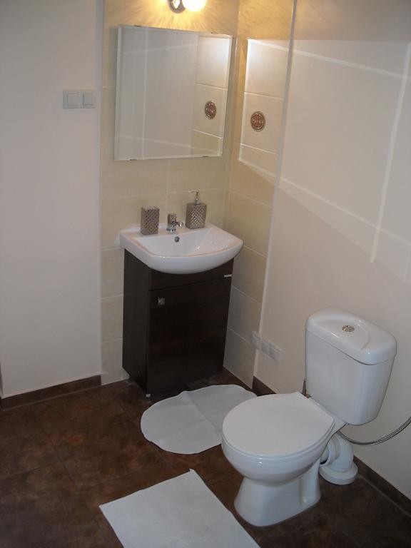 Words & Swords Apartment Krakow Bilik gambar