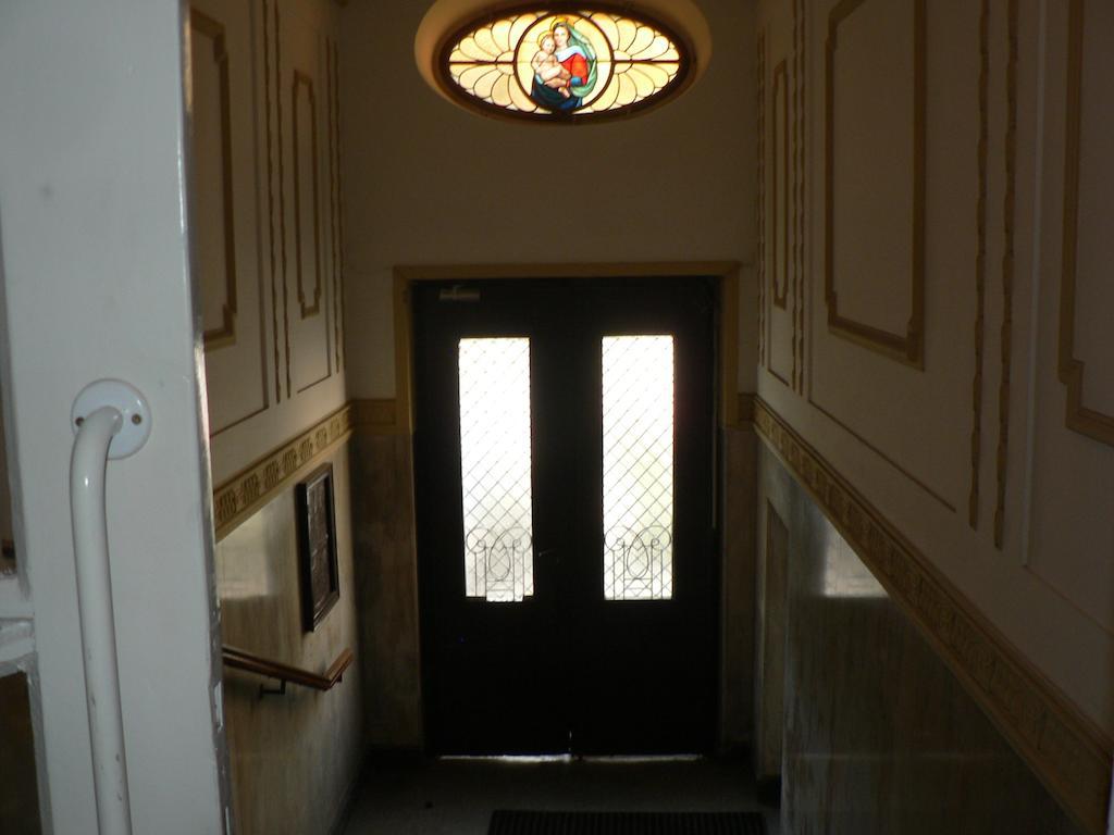 Words & Swords Apartment Krakow Bilik gambar