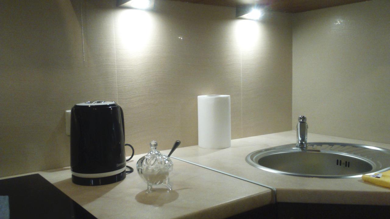 Words & Swords Apartment Krakow Luaran gambar
