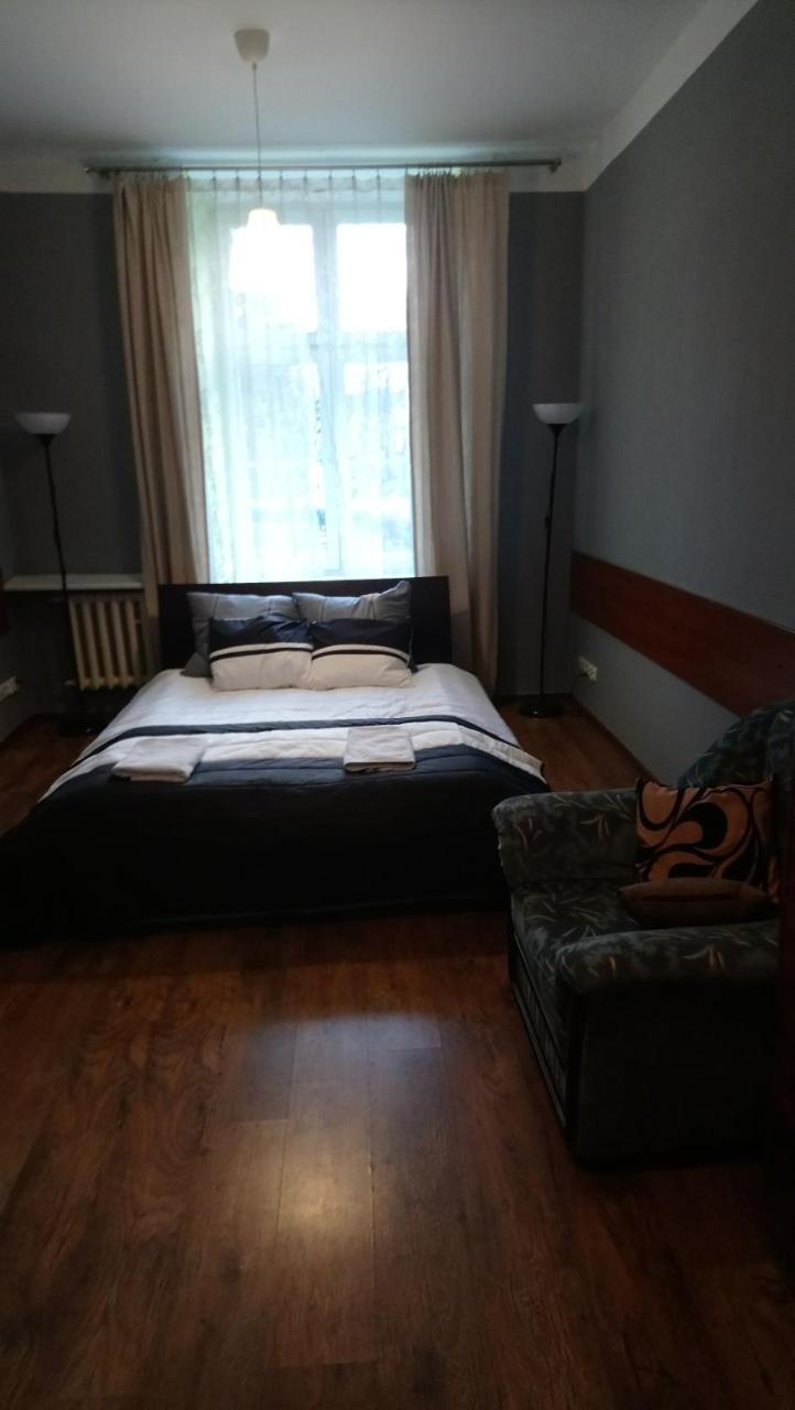 Words & Swords Apartment Krakow Luaran gambar